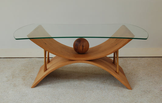 Balance coffee table